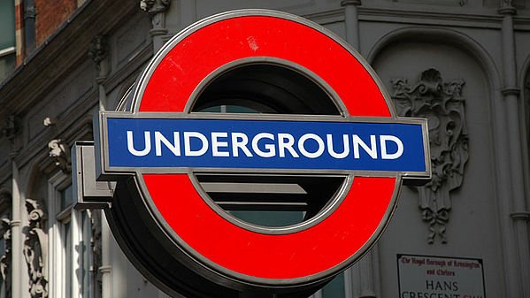 Underground  Schild 