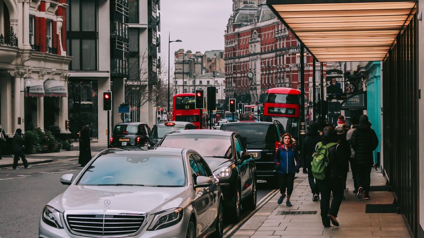 Autos in London